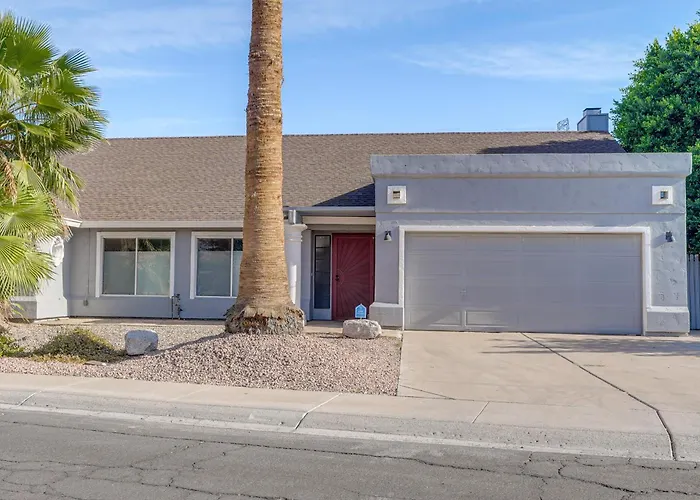 Saltwater Pool! Family Gem Near Hurricane Harbor Phoenix