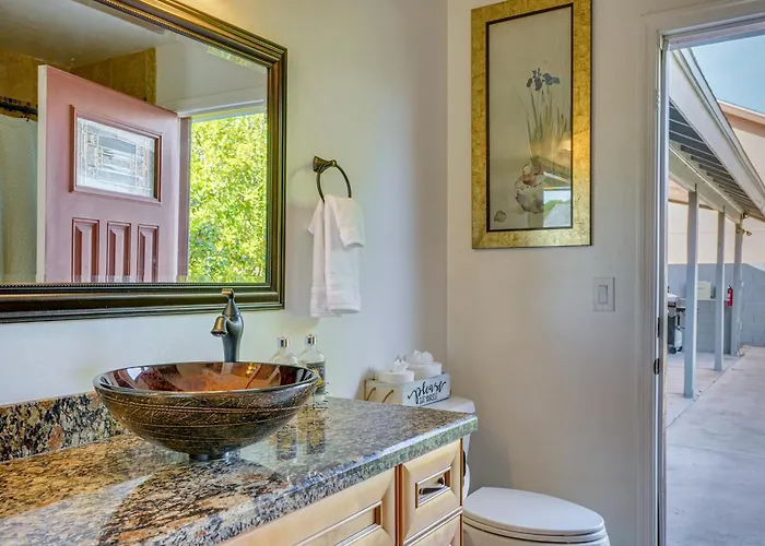 Saltwater Pool! Family Gem Near Hurricane Harbor Ferienhaus *